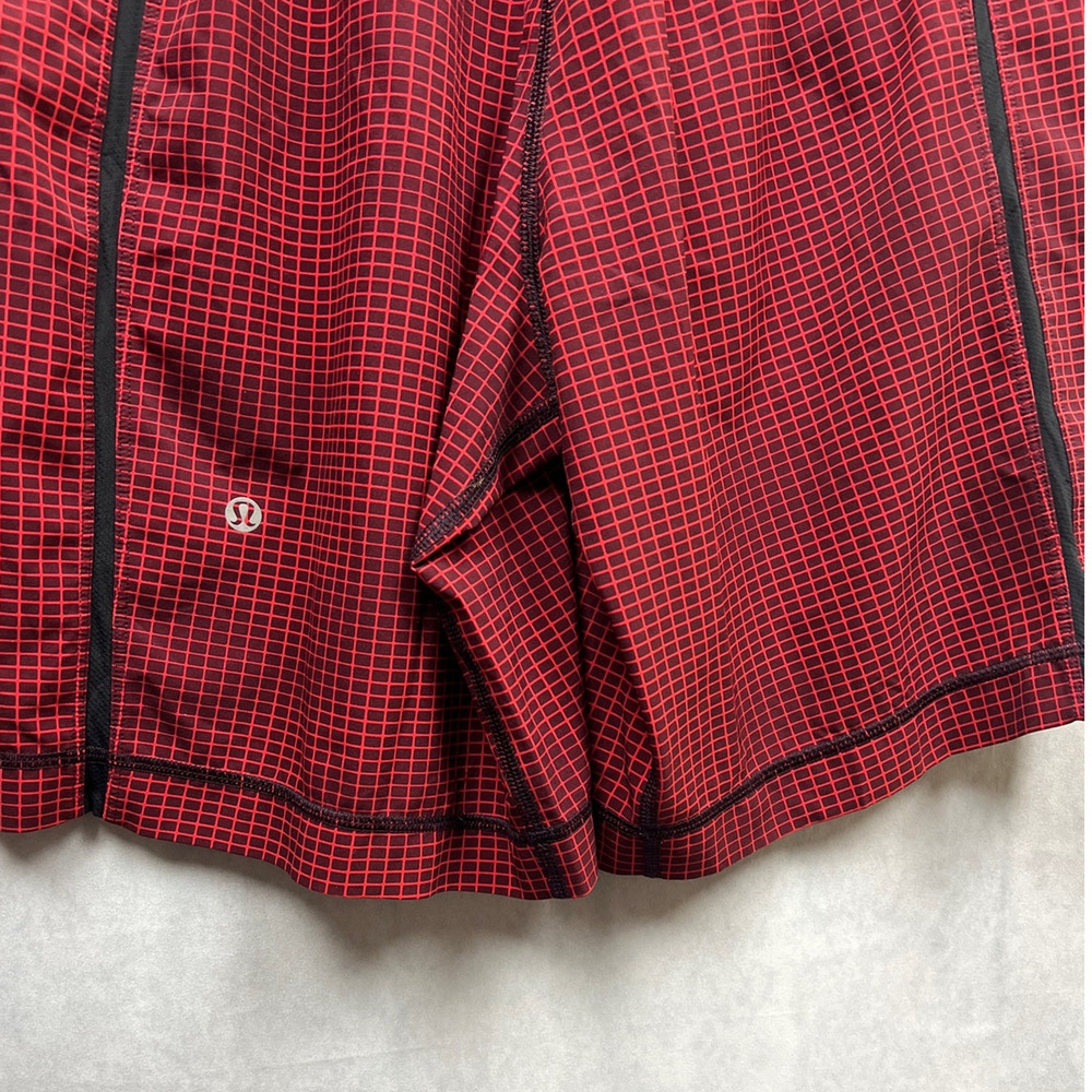 Lululemon Pace Breaker Athletic Shorts Linerness 9" Red Checker Mens Size S - Picture 5 of 9